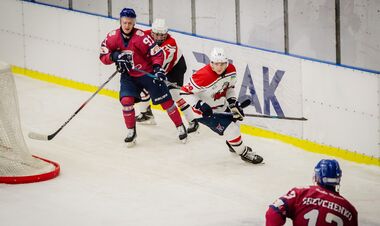 Сыграли два аутсайдера: яркий матч на 8 шайб в чемпионате Украины