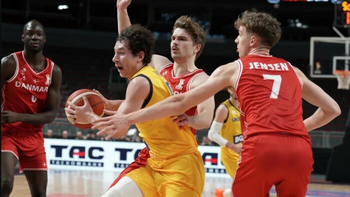 Квалификация ЧМ-2027. Украина делит с Испанией лидерство, пауза до февраля