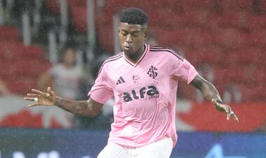 Экс-бек Шахтера сменит клуб. Он интересен обладателю Кубка Либертадорес