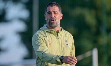 Джерело: Туран пішов з'ясовувати стосунки. Срна був змушений втрутитися