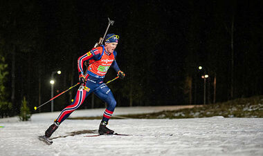 Дождался: норвежский биатлонист впервые выиграл гонку на уровне Кубка мира