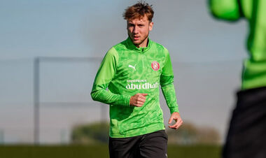 Жирона играет с командой D3 в Кубке Испании. Ванат заменил травмированного