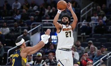 НБА: 52 очка Мюррея, сенсационное поражение Детройта, победа Хьюстона