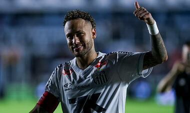 Неймар забил 450-й гол в карьере и догнал Халка