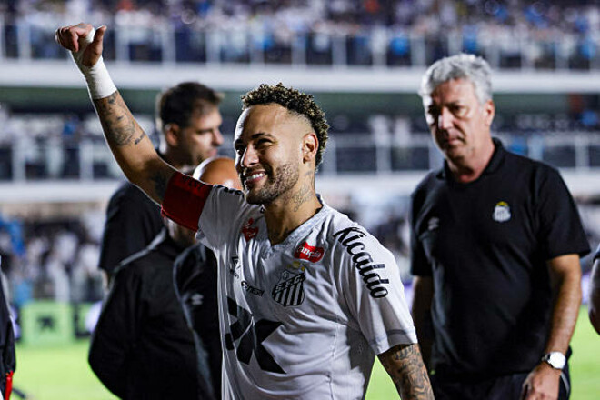 Неймар сделал 22-й хет-трик за карьеру. В составе каких клубов отметился?