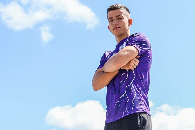 Защитник ЛНЗ оценил шансы команды выиграть трофей в этом сезоне