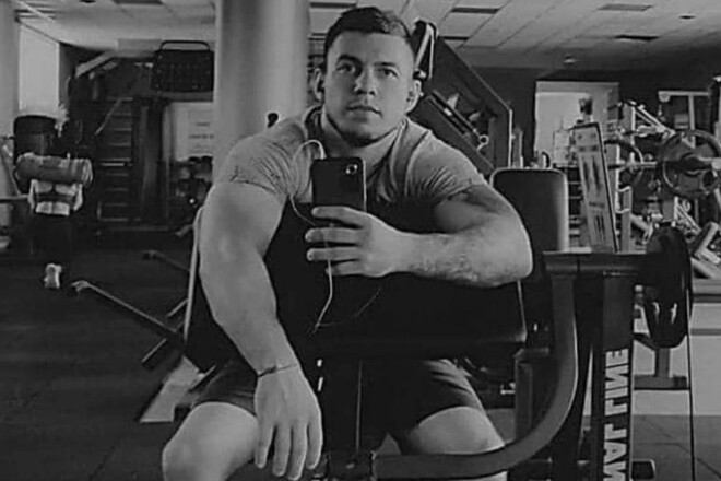 Схилимо голови. Рекордсмен України посмертно отримав Золоту зірку