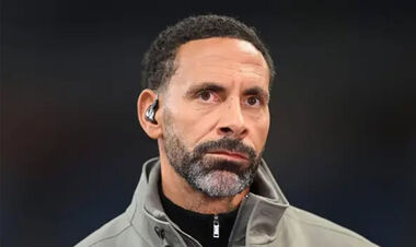 ФОТО. Звездного футбольного эксперта переманивают большой сделкой