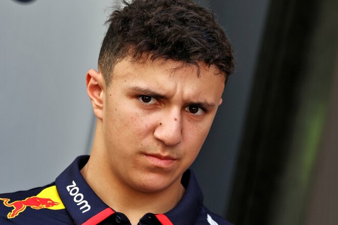 Стало известно, сколько получит напарник Ферстаппена в 2026 году