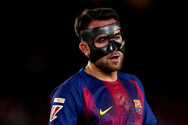 ОФИЦИАЛЬНО. Испанский защитник подписал контракт с Барселоной