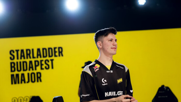 B8 и NAVI с одинаковым успехом завершили второй тур третьего этапа мейджора