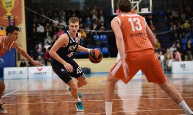 Суперліга: впевнена перемога Соколів, яскравий камбек Ніко-Баскета