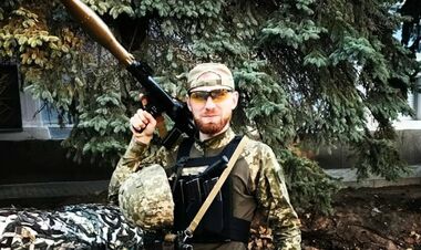 Схилимо голови. Три роки тому загинув хокеїст, учасник «Ліги сміху»