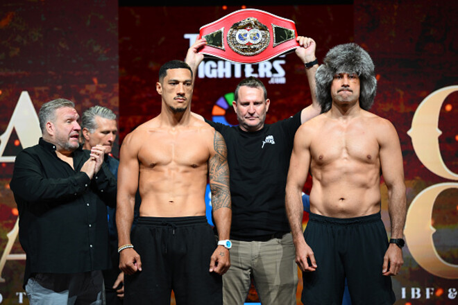 Опетая знову б’ється із середняком. Коли вже справжні поєдинки?