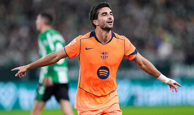 Если 3 гола, то только Бетису. Игрок Барсы оформил 2-й хет-трик в Ла Лиге