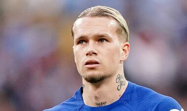 Відомий клуб хоче повернути Мудрика у футбол. Сенсаційна пропозиція