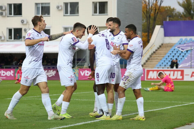 Матч Премьер-лиги между ЛНЗ и Оболонью начнется позже, чем планировалось