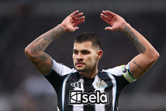 ВІДЕО. Неймовірний кутовий: як в АПЛ поклали сухий лист