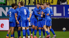 Гол+асист! Українець Будко допоміг АЗ виграти матч чемпіонату Нідерландів