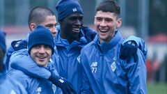 ФОТО. Чекають на першу перемогу. Ярмоленко і Суркіс дивляться матч Динамо