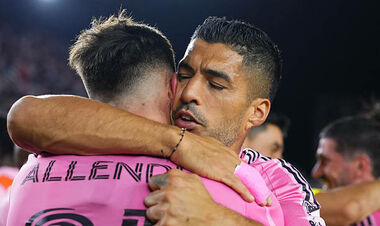 Бускетс зрівнявся з Іньєстою за кількістю трофеїв. Рекордсмен - Мессі