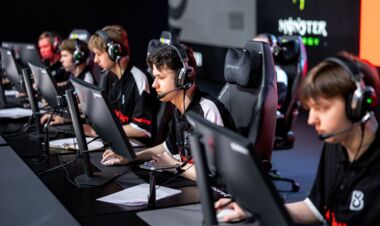 NAVI – B8. Budapest Major. Третий этап. Смотреть онлайн. LIVE трансляция