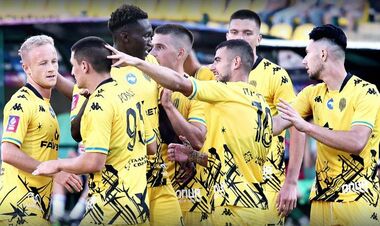 Матч із жовто-червоним відтінком. Рух у Львові обіграв Полісся