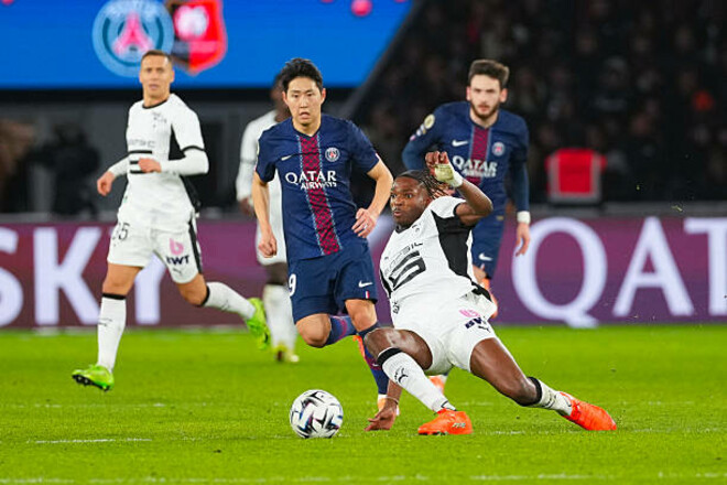 Забарний поза заявкою, Сафонов – у старті. У грі ПСЖ – Ренн стався розгром