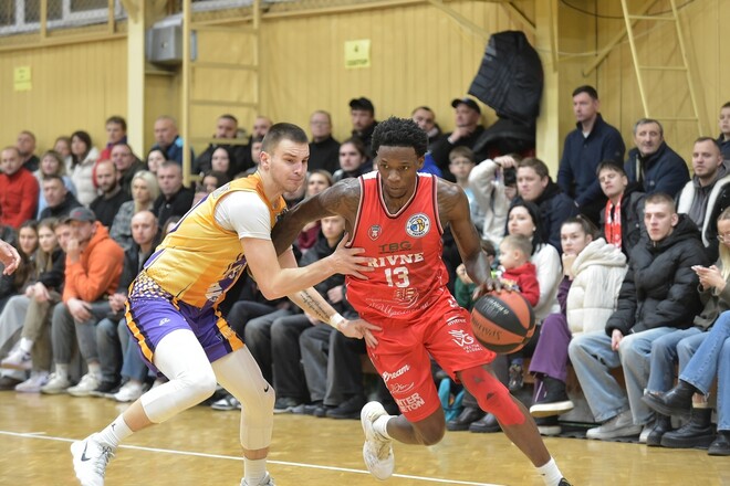 Суперлига: Ровно выиграло дерби с Луцком, трудные победы Днепра и Говерлы