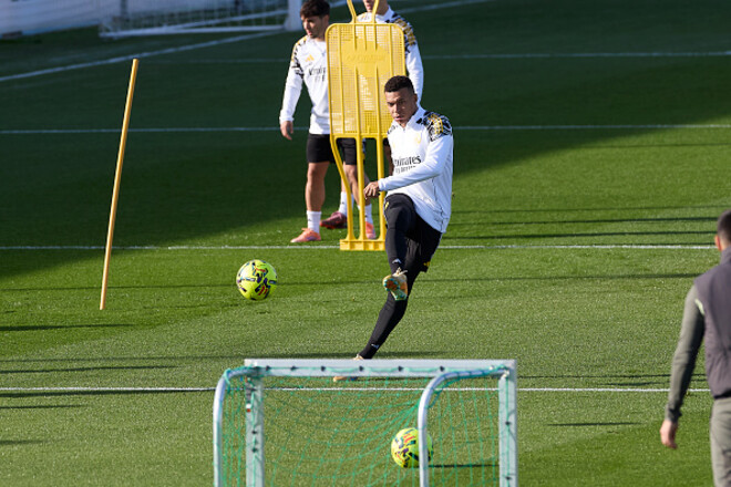 СТАВКА ДНЯ. Главные матчи дня и популярные прогнозы на 7 декабря
