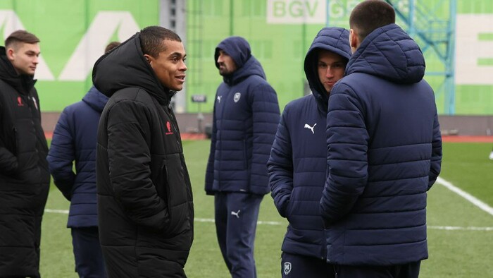 Не тревога. Сыграли 20 минут. Романов завершил матч Металлист 1925 – Верес