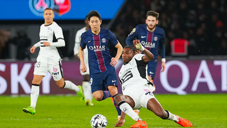 Забарний поза заявкою, Сафонов – у старті. У грі ПСЖ – Ренн стався розгром