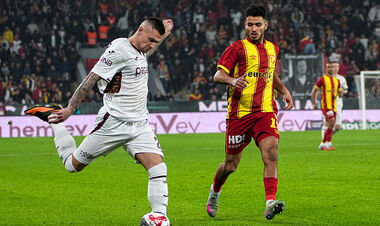 ВИДЕО. Как Зубков вырезал ассист со штрафного на бильярдный удар партнера