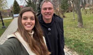 «Чекаємо нових заголовків?». Українська журналістка зустрілася з Пятовим