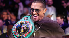 УСИК: «Я думаю, що він зараз найкращий боксер, номер один»