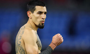 В Англии арестовали лидера клуба АПЛ, которого хочет Барселона