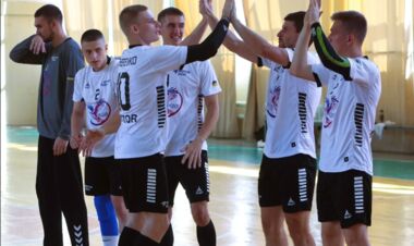 Мотор лідирує. Як виглядає турнірна таблиця Суперліги після шести турів