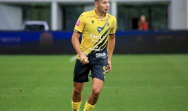 СЛЮБИК: «Ми граємо за зарплату, а вони грають за преміальні. Є різниця»