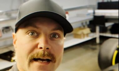 ВІДЕО. «Це моє місце». Пілот Каділлак Ф1 показав частину свого боліда