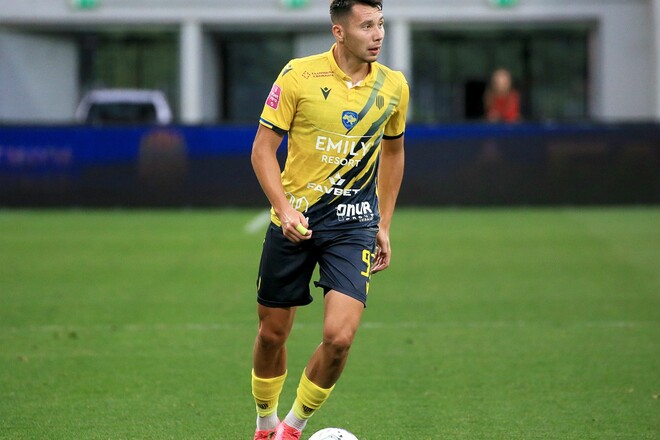 СЛЮБИК: «Ми граємо за зарплату, а вони грають за преміальні. Є різниця»