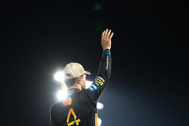 Прем’єр-міністр Великої Британії привітав нового чемпіона Ф1