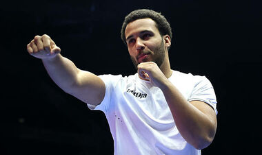 Два варіанти. Ітаума може вийти на ринг проти колишнього суперника Усика