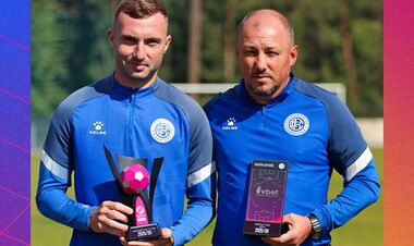 ФОТО. Сторчоус и Баранов. Первые лауреаты сезона УПЛ получили награды