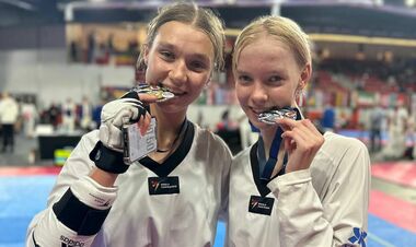 Юные украинские тхэквондисты завоевали 15 медалей в Варшаве