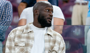 Известный форвард трогательно попрощался с умершим отцом