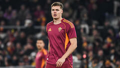 Новости для Довбика: Рома приняла решение по нападающему. Отправится в АПЛ