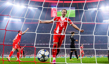 Три гола за 12 минут. Бавария с камбеком переиграла Спортинг в матче ЛЧ