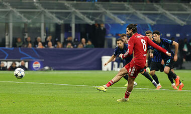 Турнірна таблиця Ліги чемпіонів. Дві команди гарантували собі плей-оф