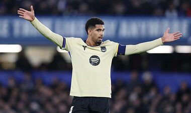 Не выдержал ментально. У защитника Барселоны возникли проблемы