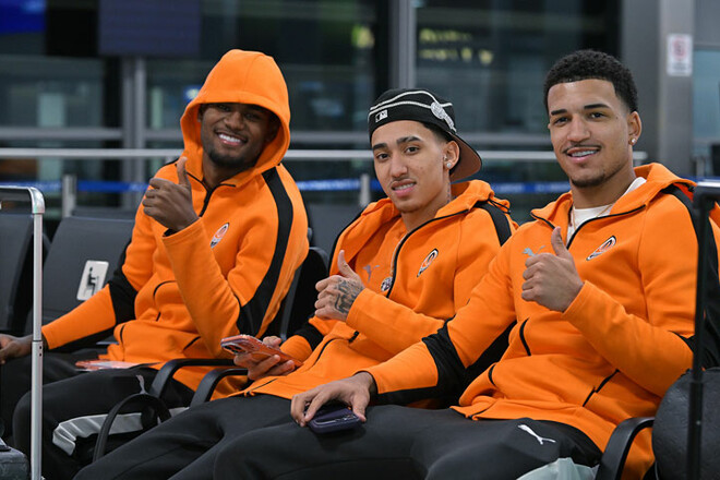 ФОТО. Шахтар прибув на Мальту на важливий матч Ліги конференцій